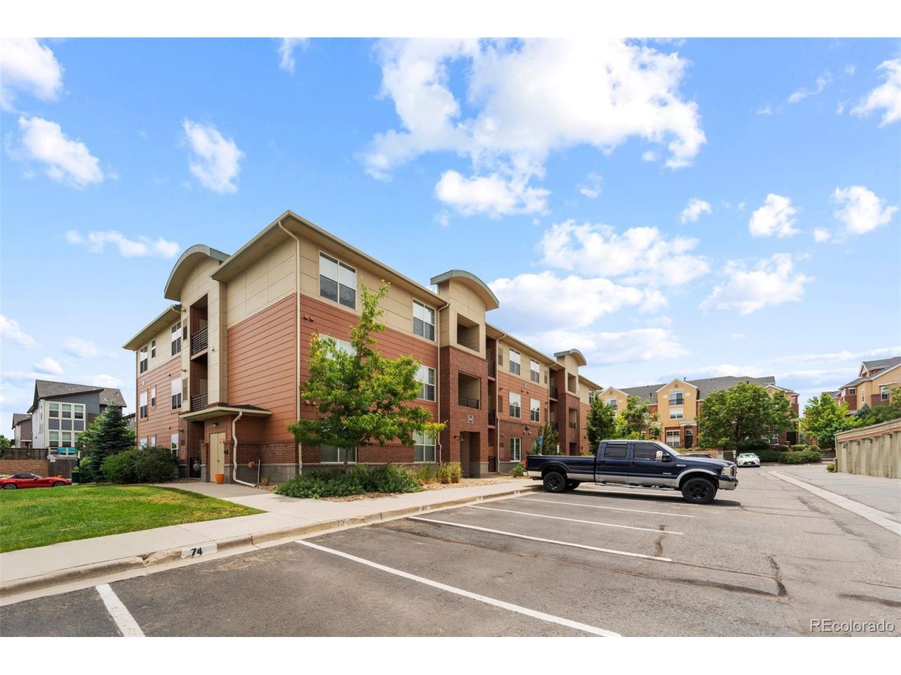 4100 Albion St 5-520