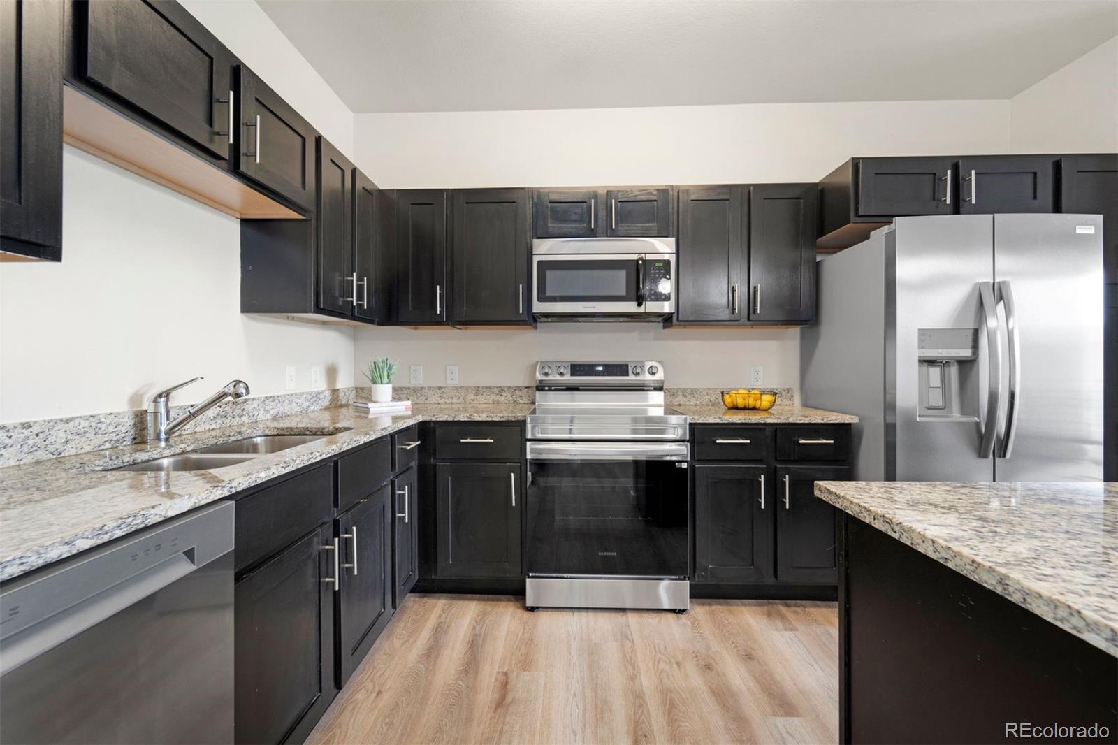 4100 Albion Street Unit: 520