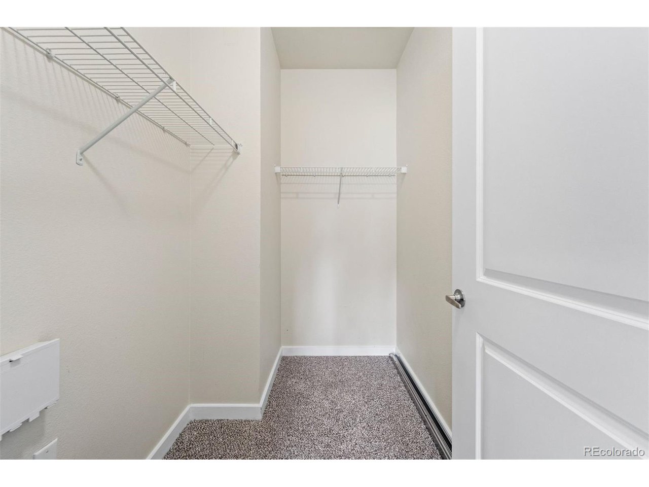 4100 Albion St 5-520