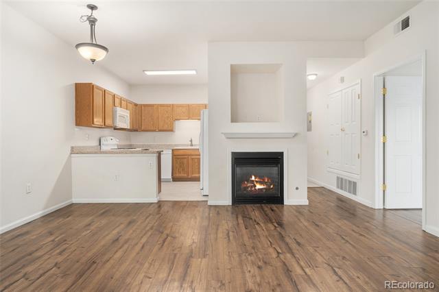 3205 S Walden Court Unit: B