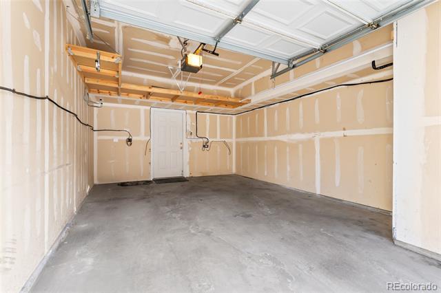 3205 S Walden Court Unit: B