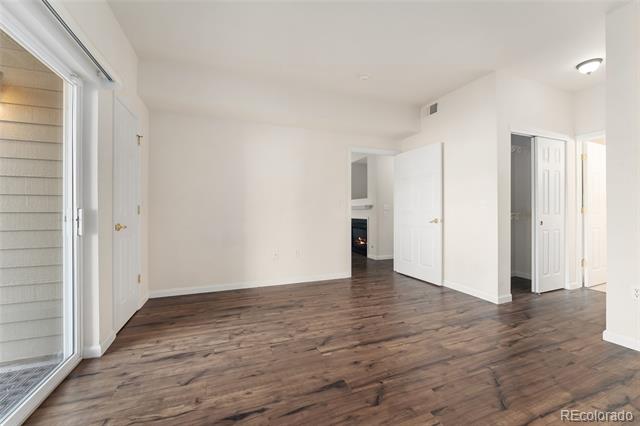 3205 S Walden Court Unit: B