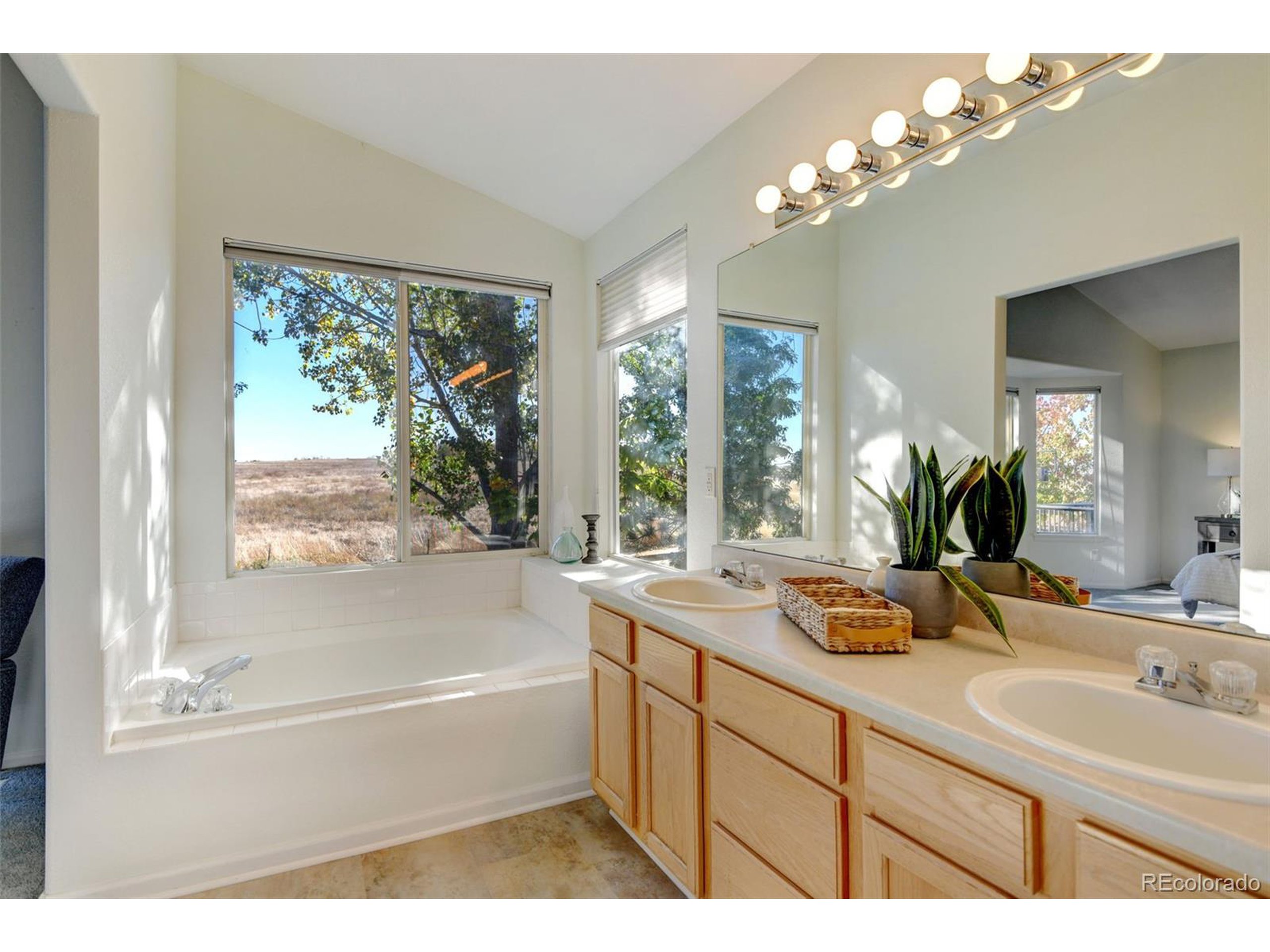 1452 Westin Dr