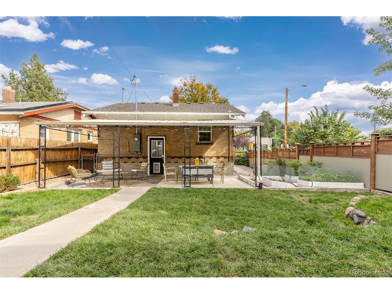 3501 Lowell Blvd