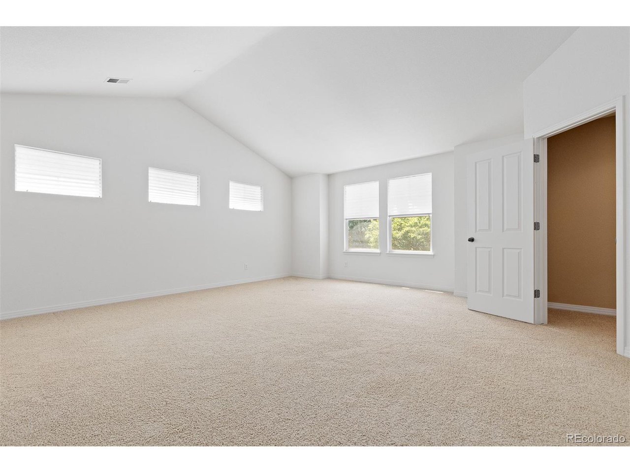 2488 Lake Vista Dr