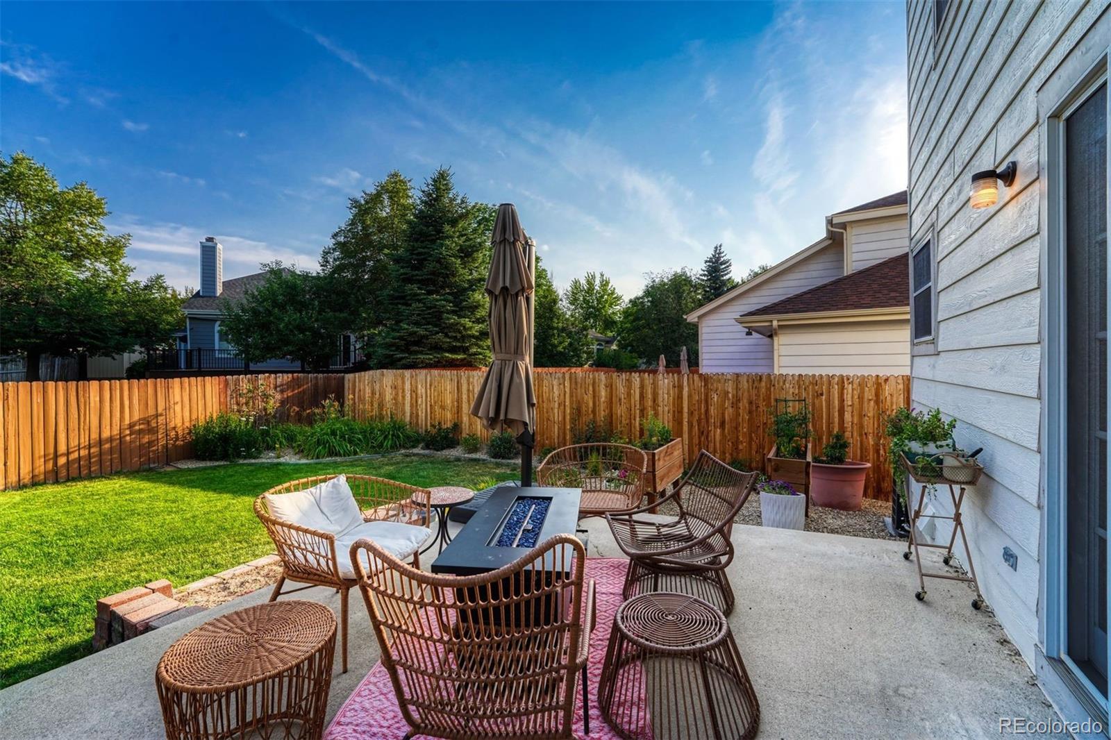 2522 W 108th Place