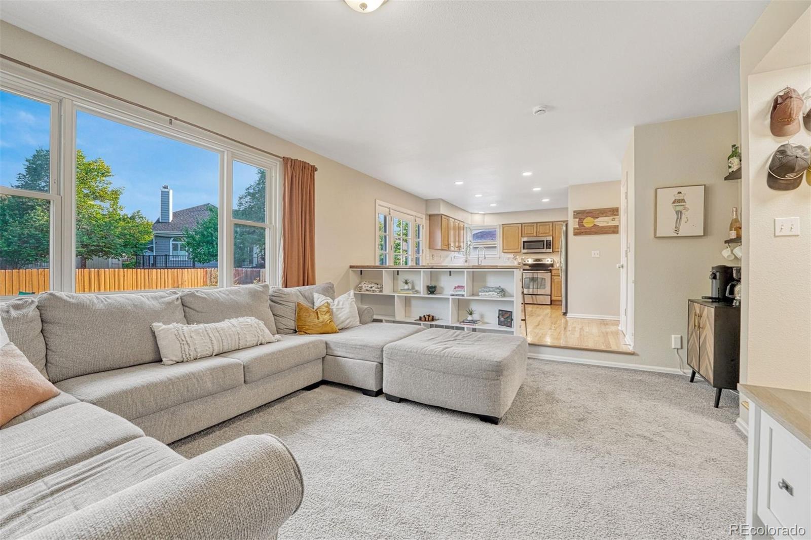 2522 W 108th Place