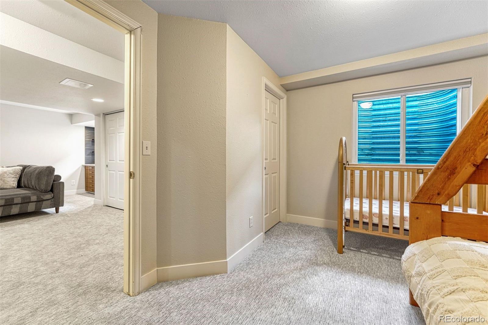 2522 W 108th Place