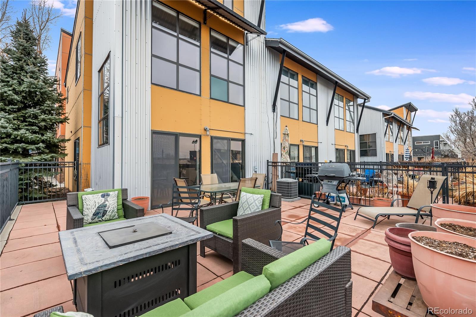 3171 Blake Street Unit: 3