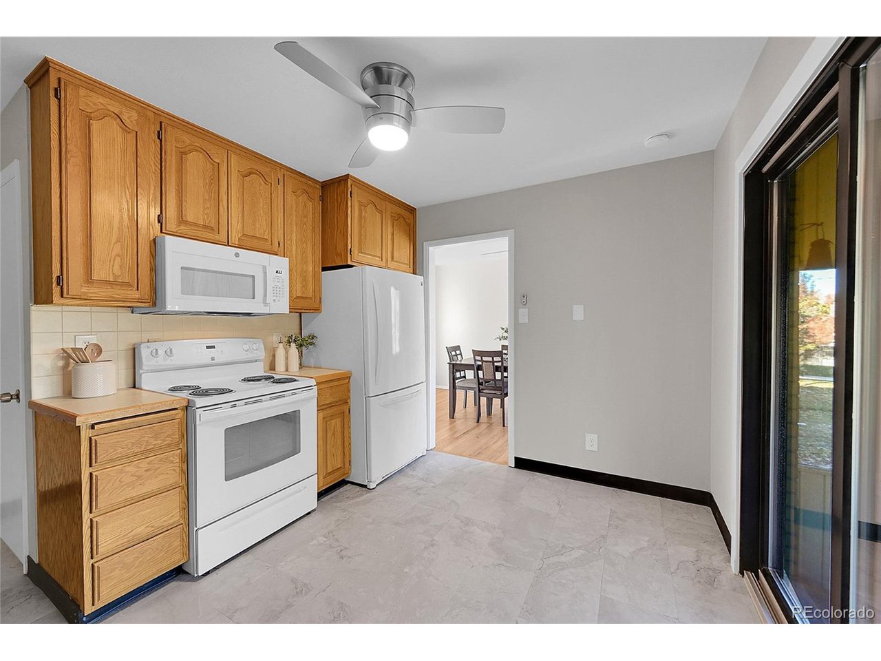 12060 W Dakota Dr