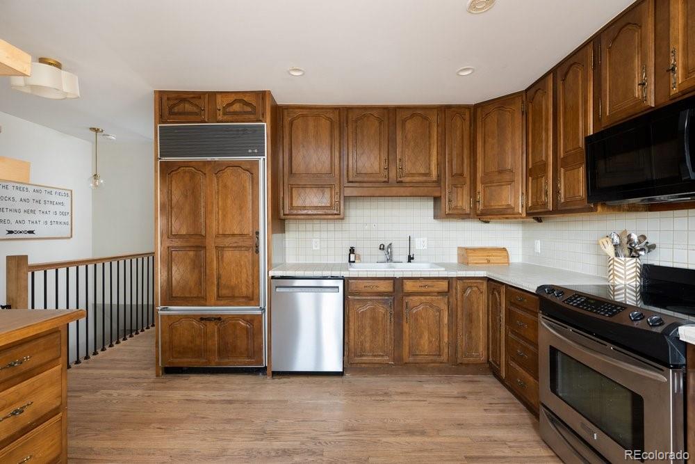 6053 Youngfield Street