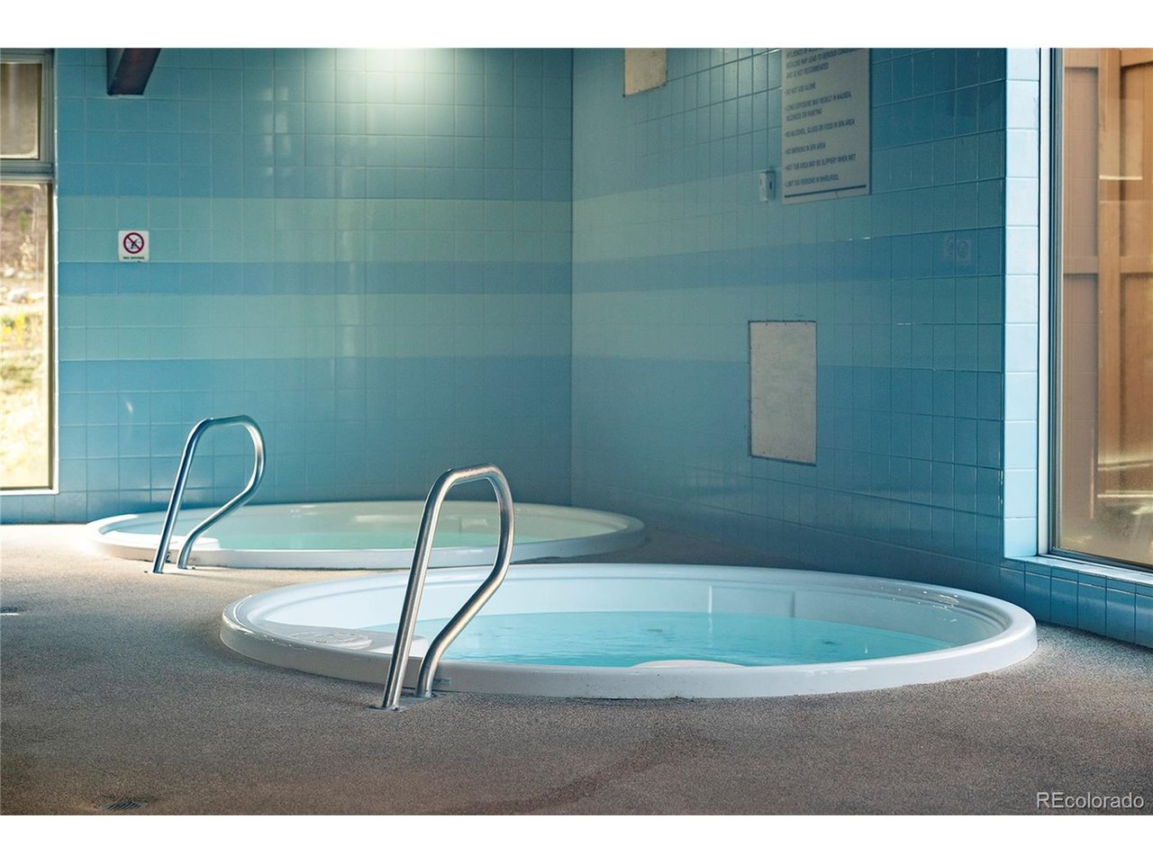 220 Village Dr 20-203