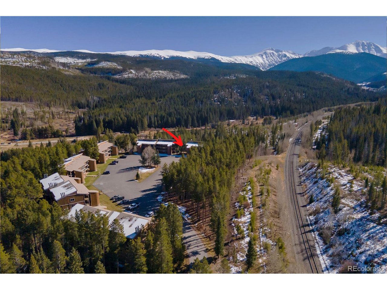 220 Village Dr 20-203