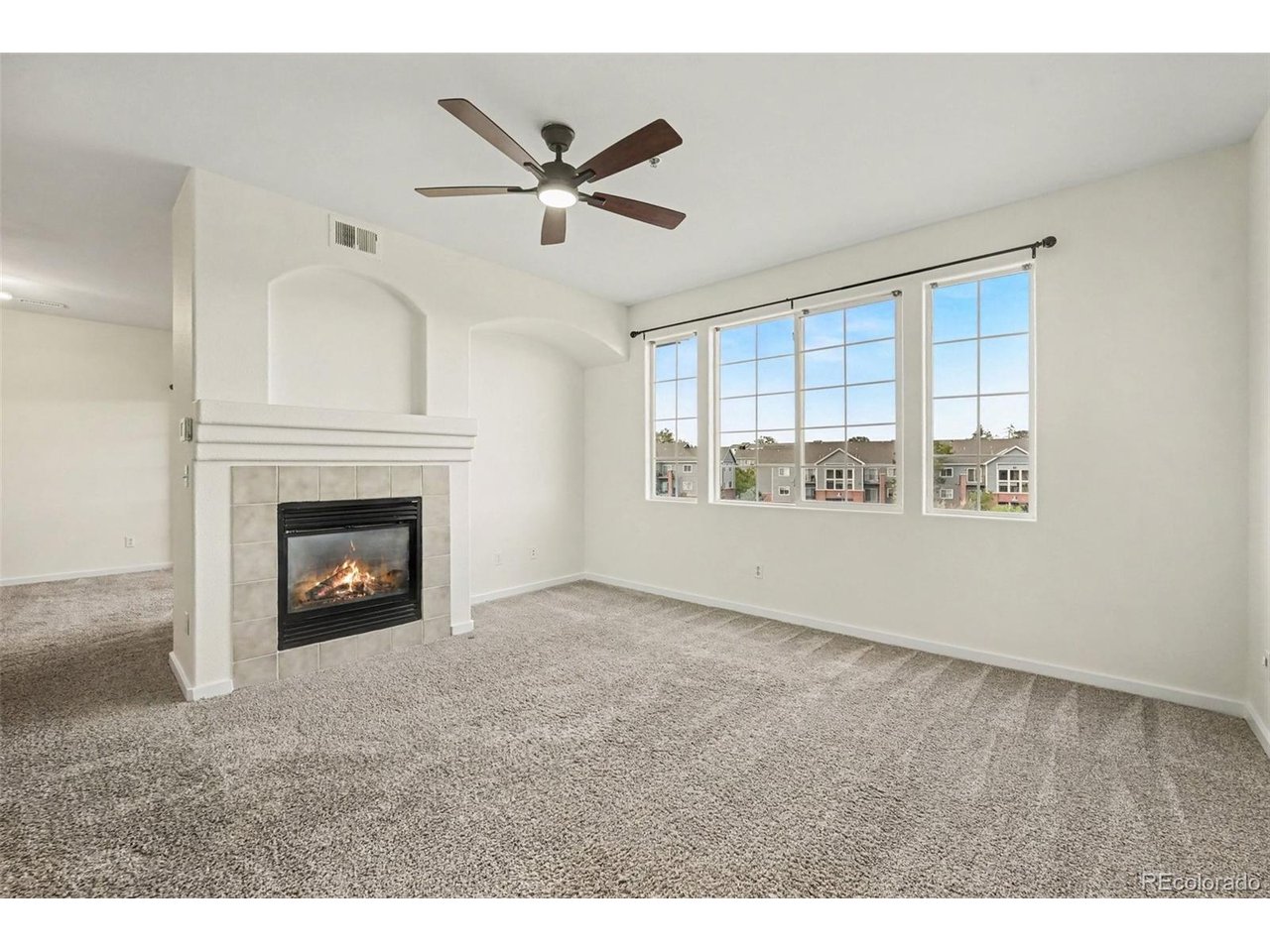 8972 Fox Dr 202
