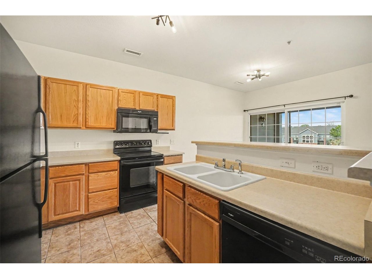 8972 Fox Dr 202