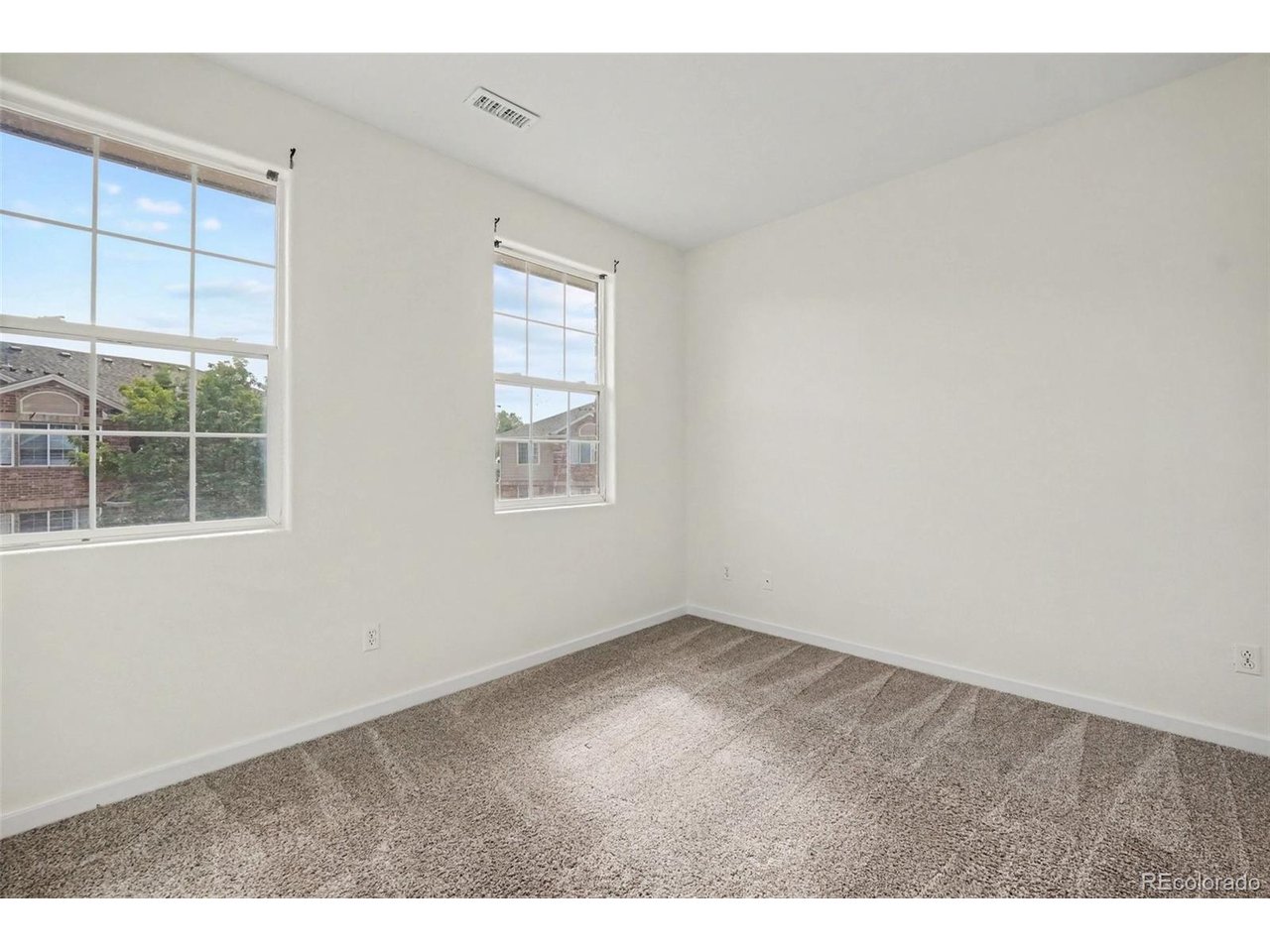 8972 Fox Dr 202