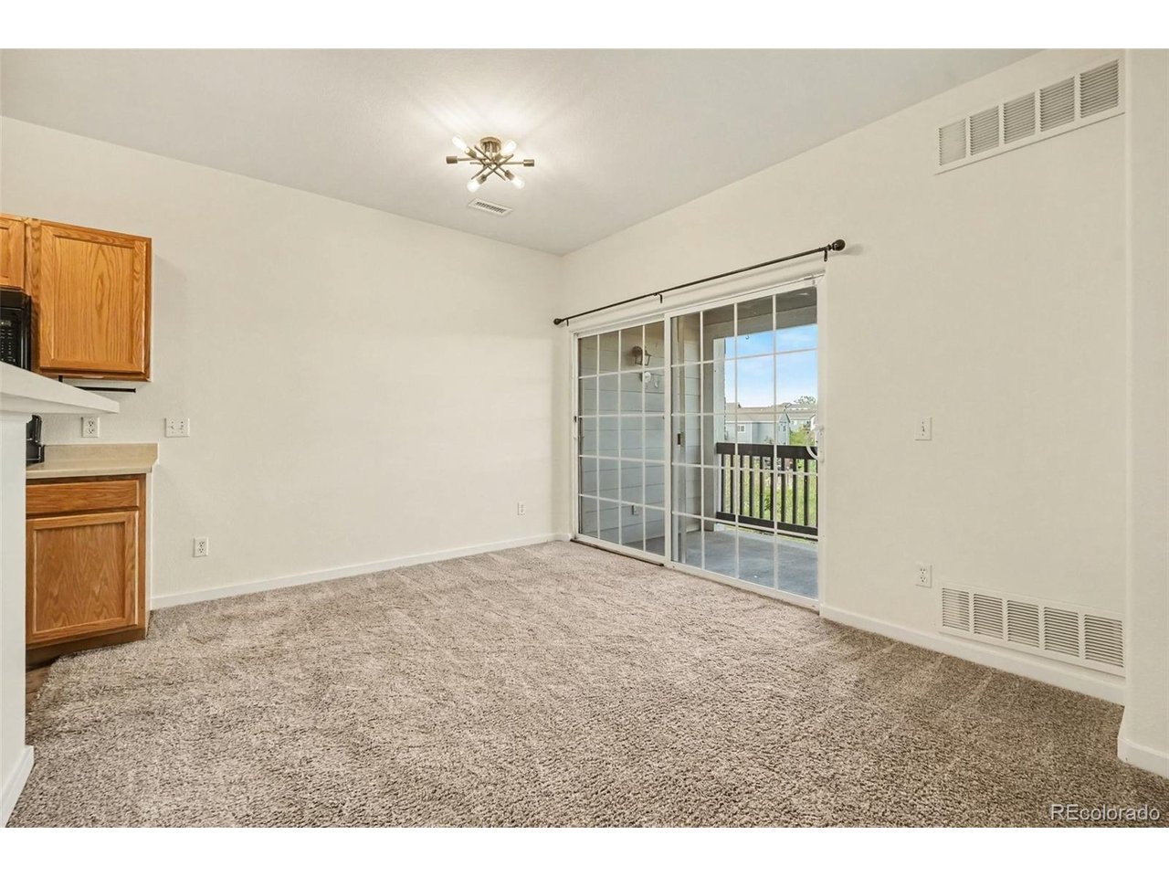 8972 Fox Dr 202