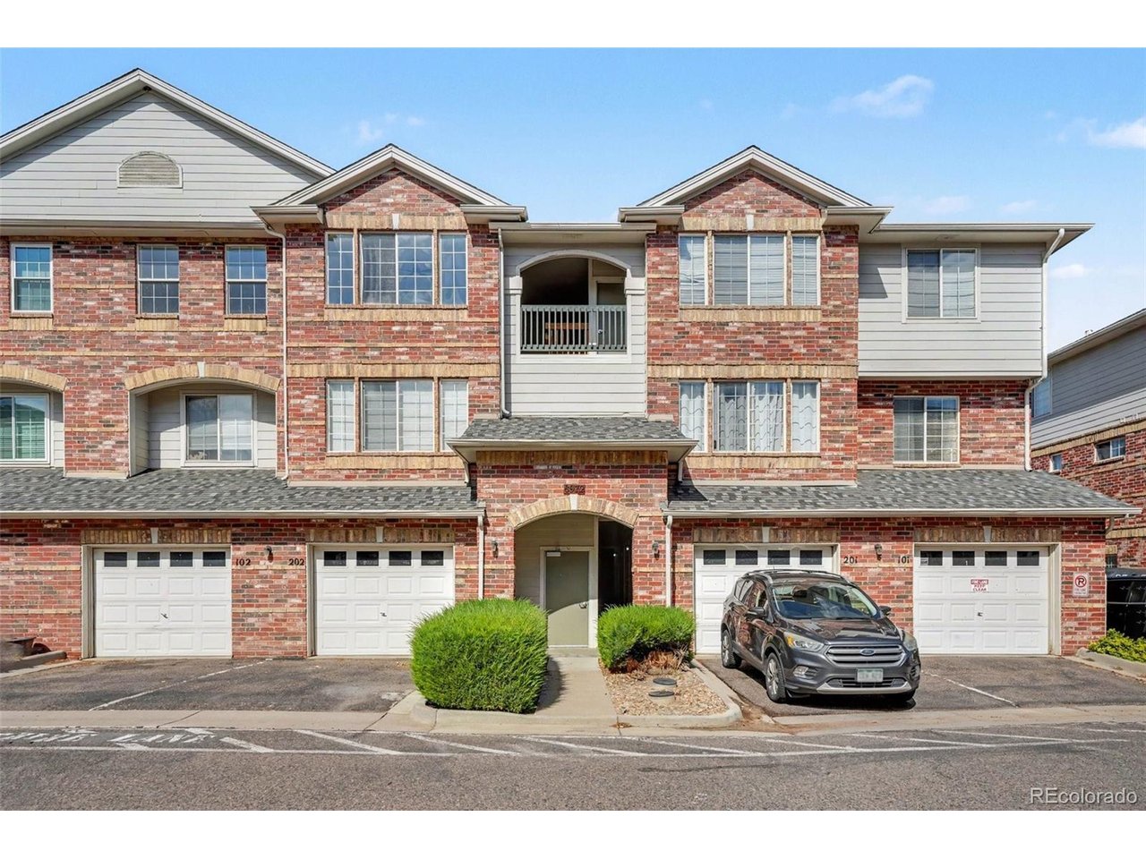 8972 Fox Dr 202