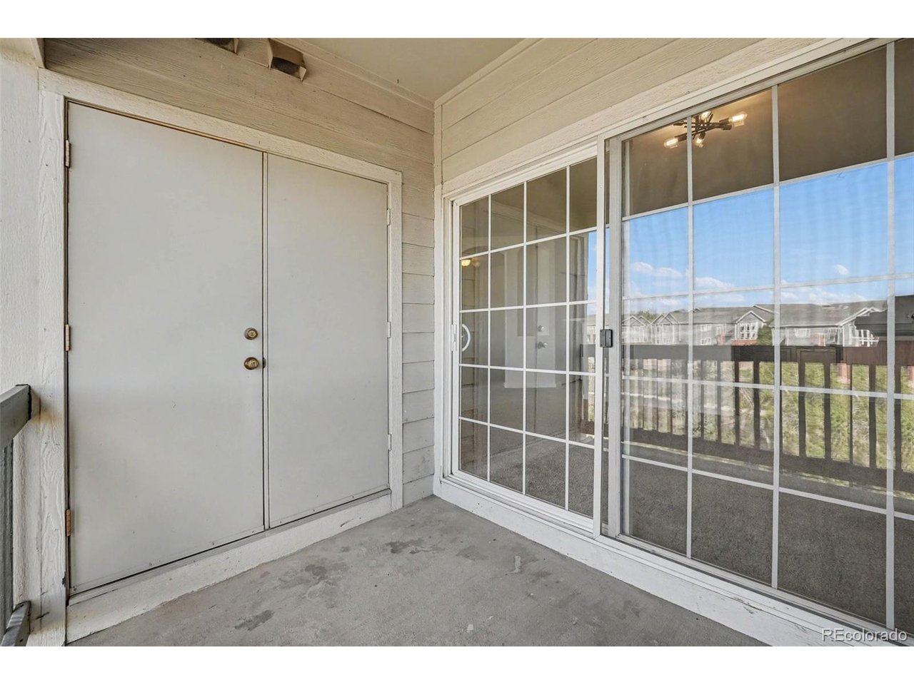 8972 Fox Dr 202