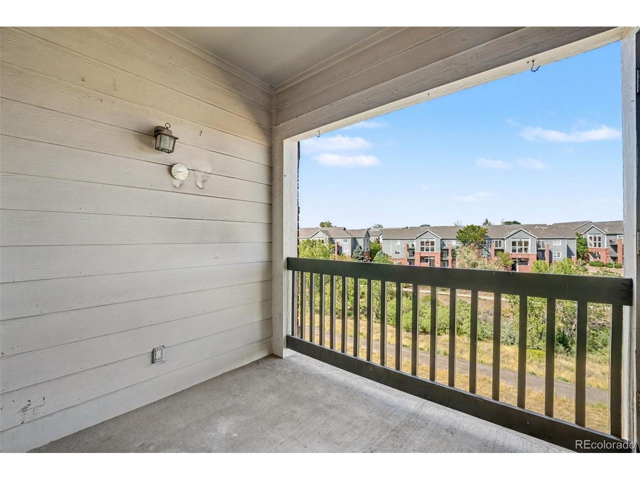 8972 Fox Dr 202