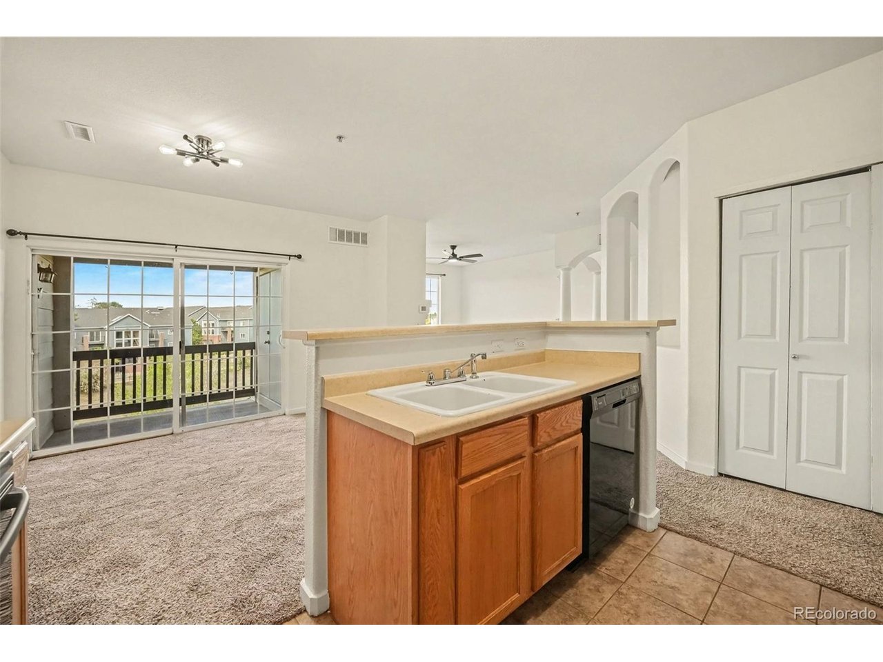 8972 Fox Dr 202