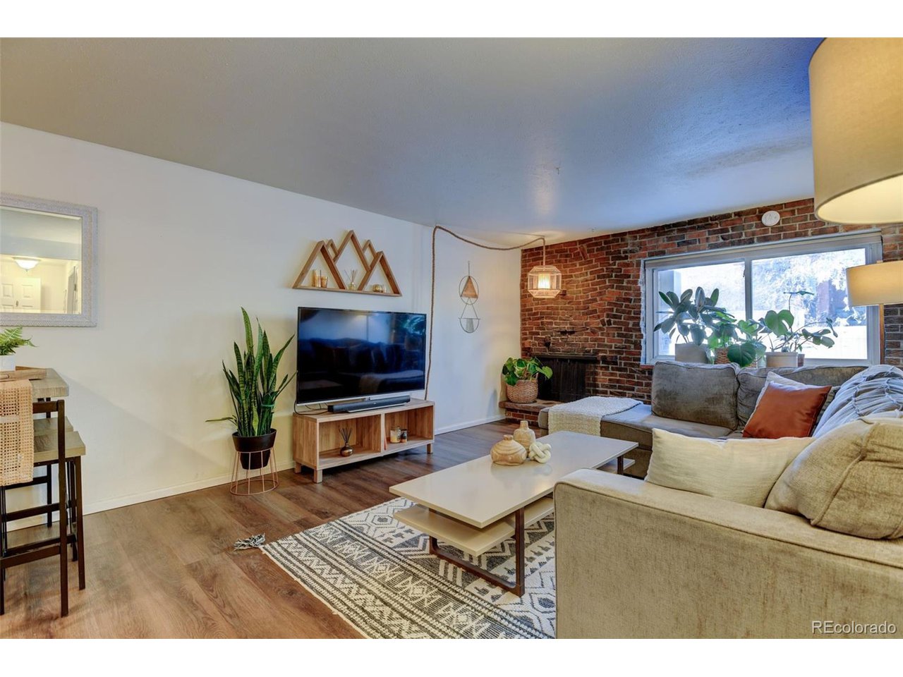 1270 N Marion St 204