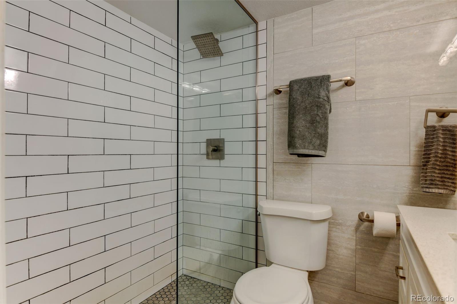1270 N Marion Street Unit: 204