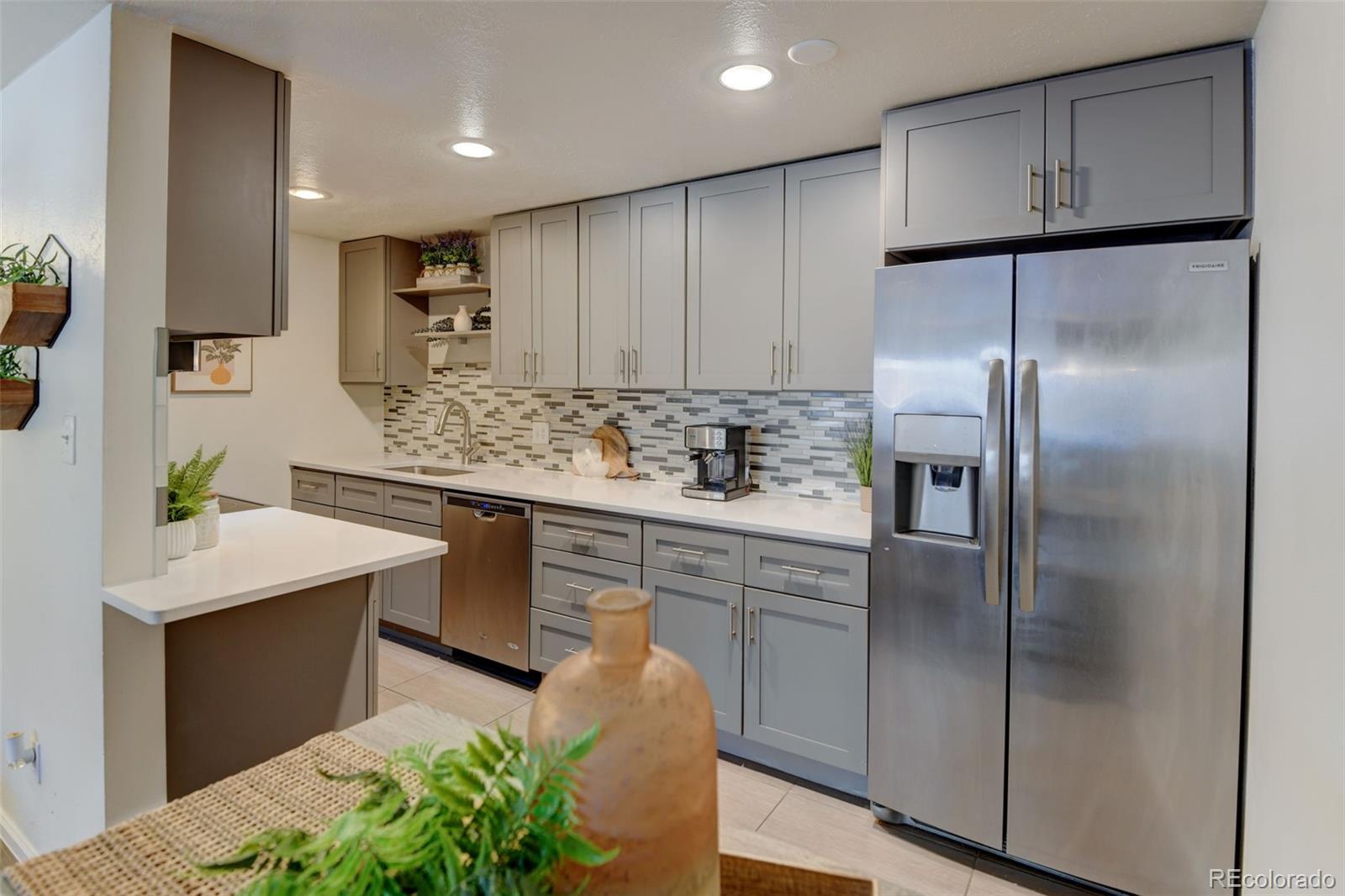 1270 N Marion Street Unit: 204