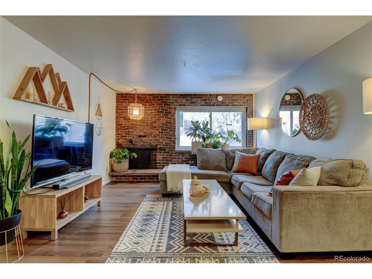 1270 N Marion St 204