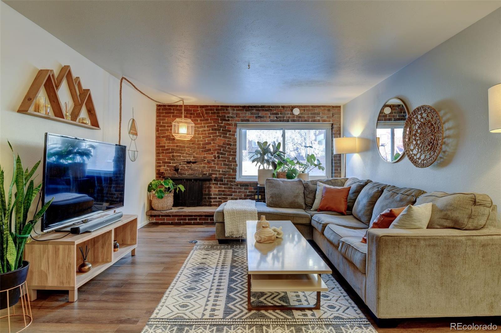 1270 N Marion Street Unit: 204