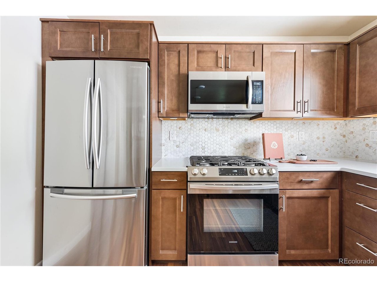 7038 Xenon Ct
