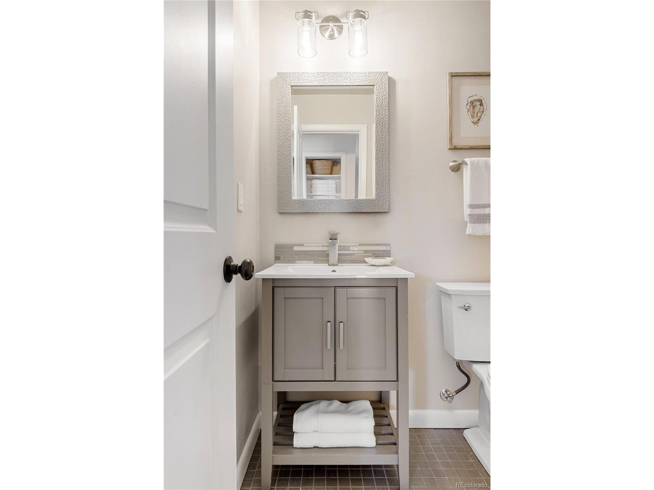 7038 Xenon Ct