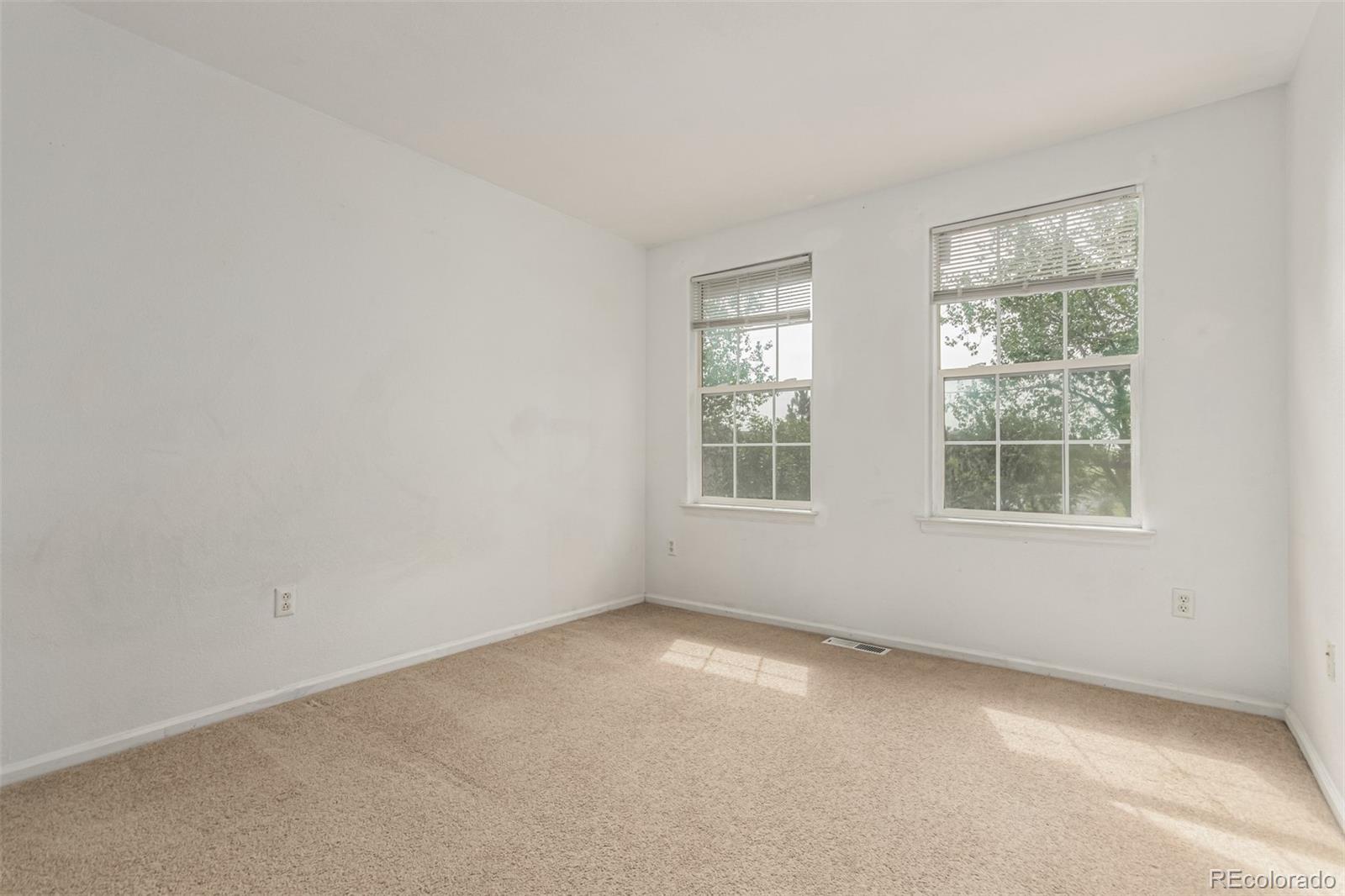 9550 E Florida Avenue Unit: 2016