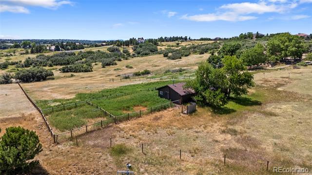 8997 N Corral Lane