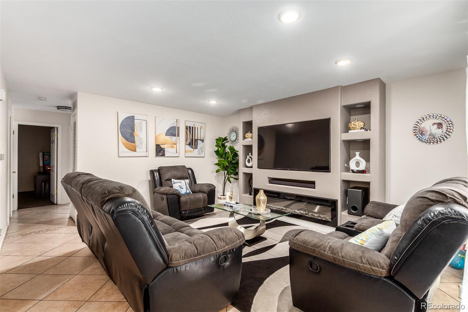 1310 Sable Boulevard