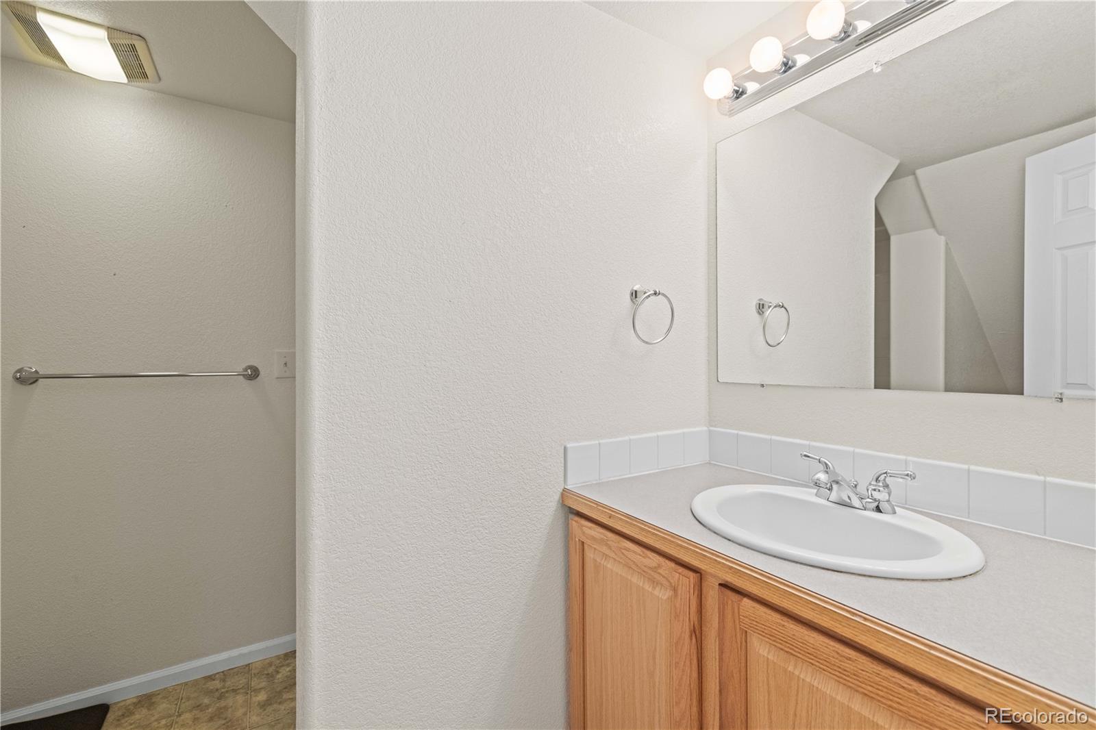 6144 S Ventura Court