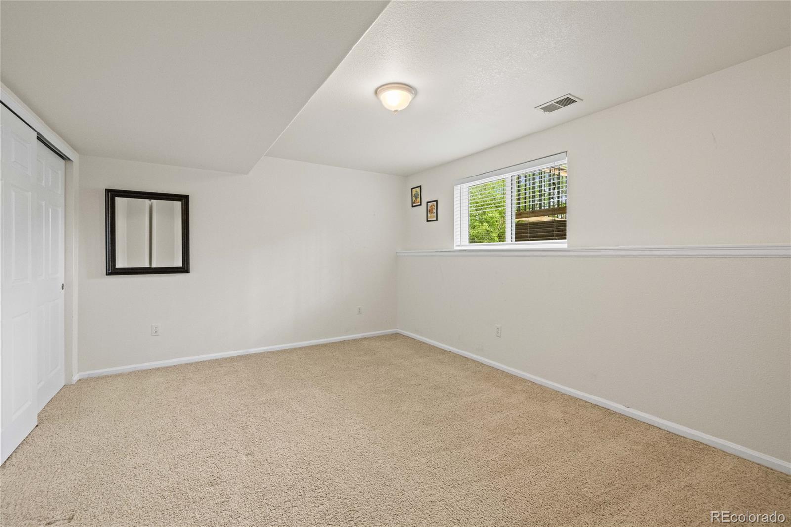 6144 S Ventura Court