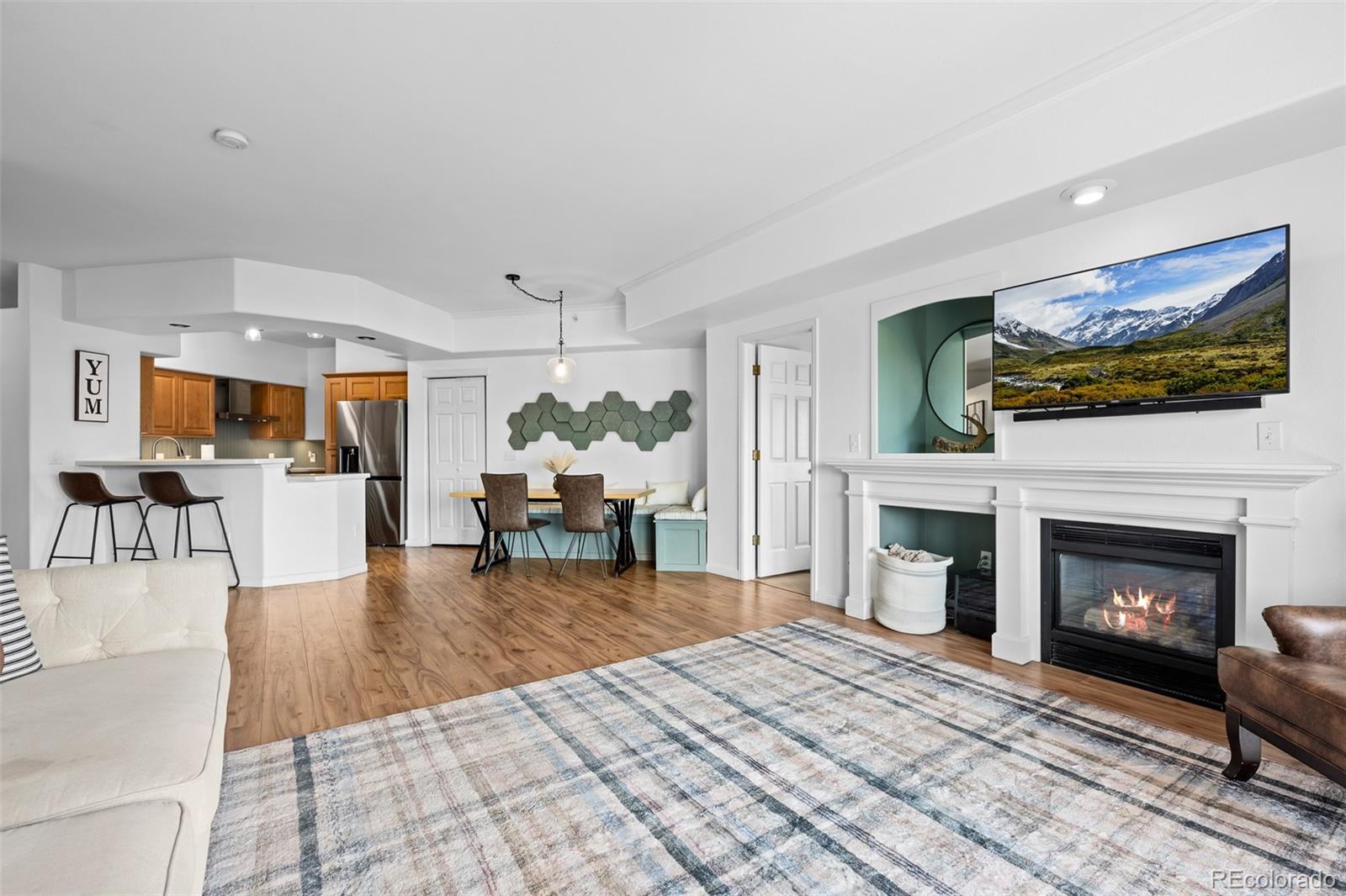 940 E Plum Creek Parkway Unit: 205