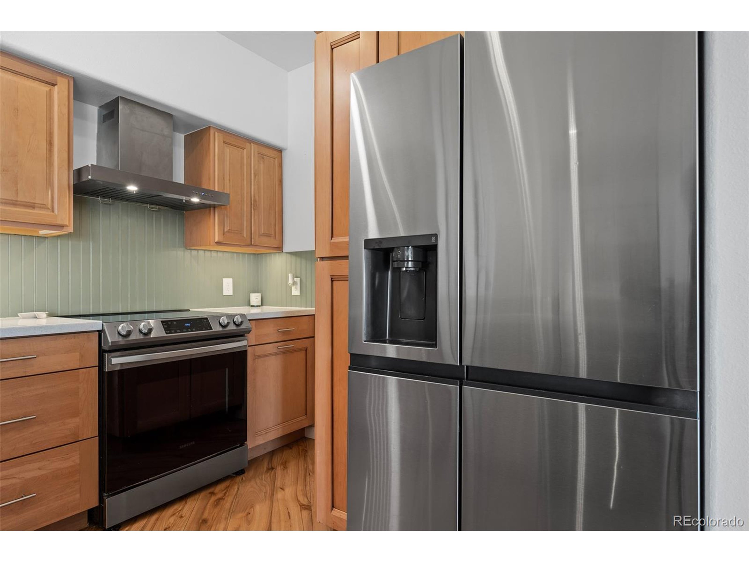 940 E Plum Creek Pkwy 205