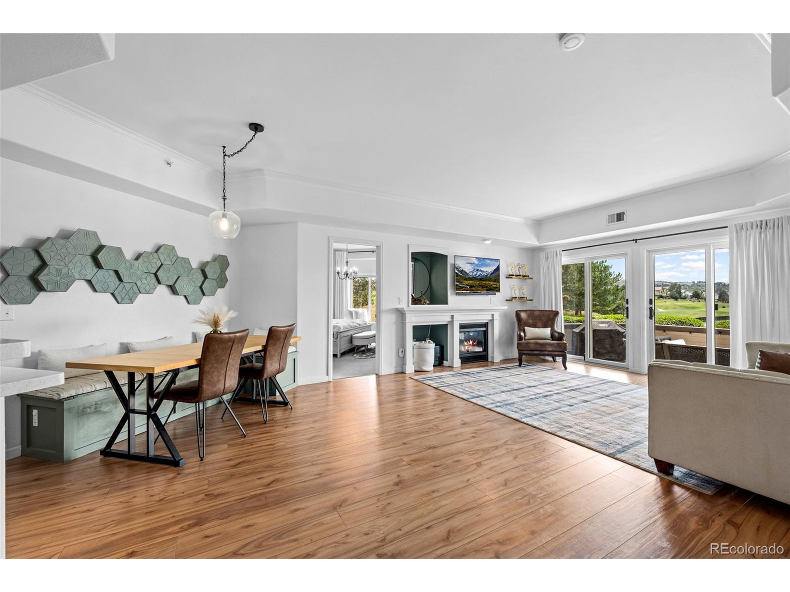 940 E Plum Creek Pkwy 205