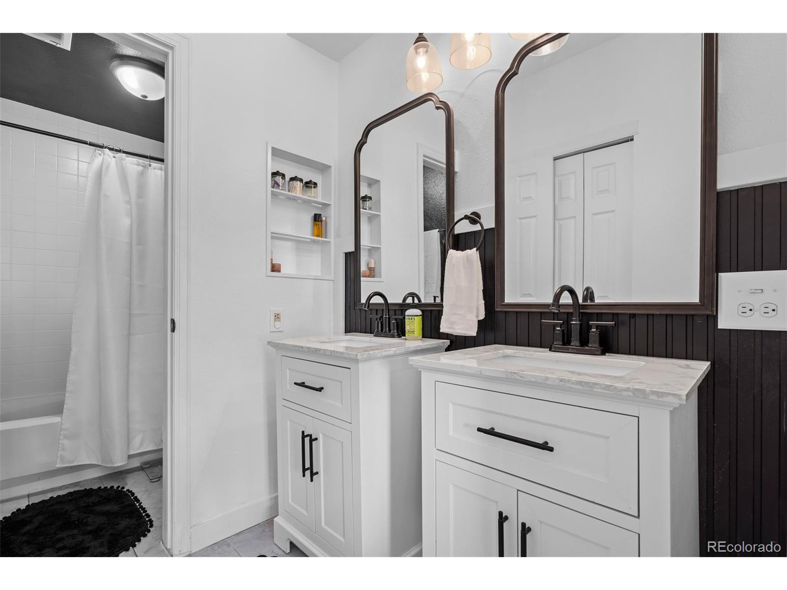 940 E Plum Creek Pkwy 205