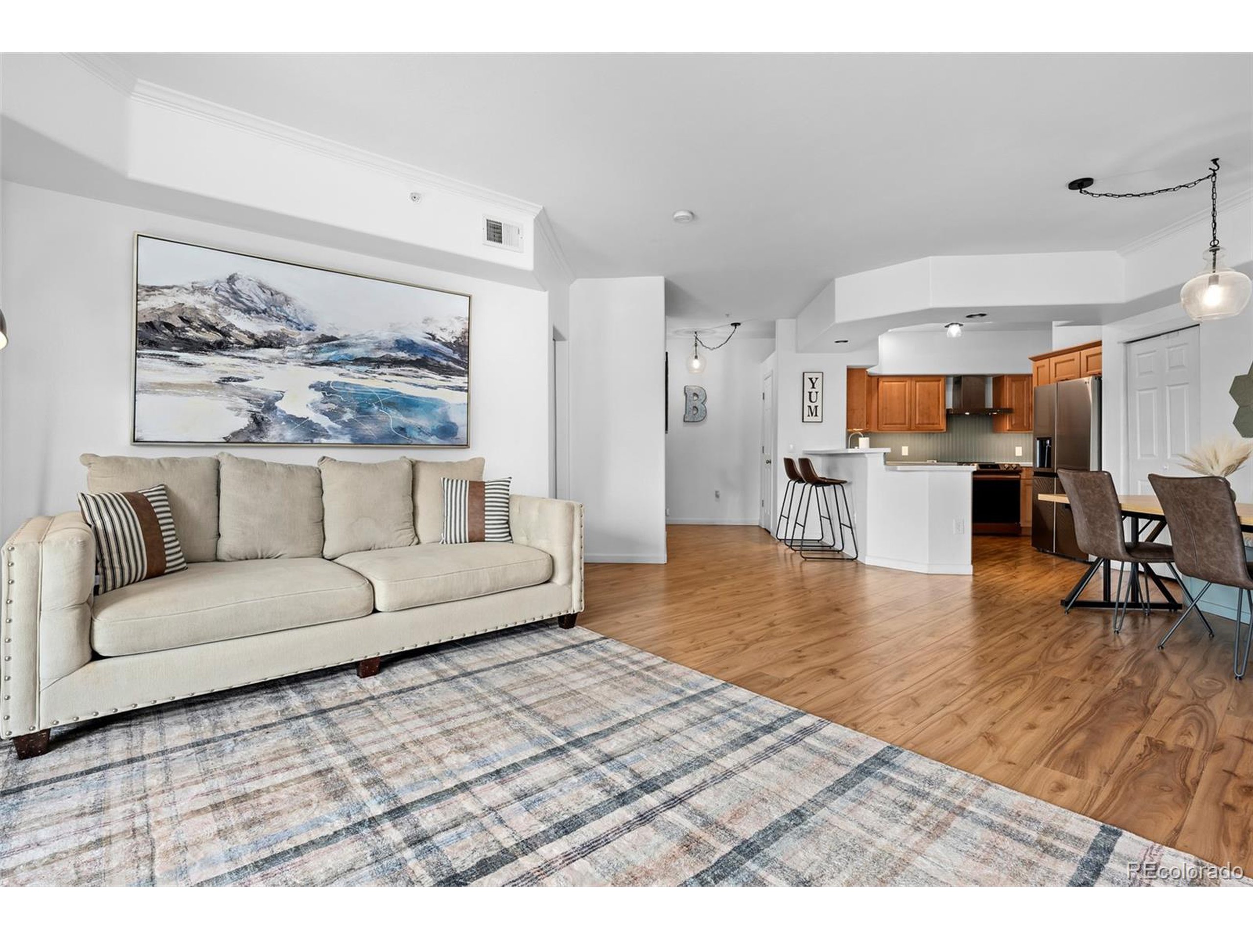 940 E Plum Creek Pkwy 205