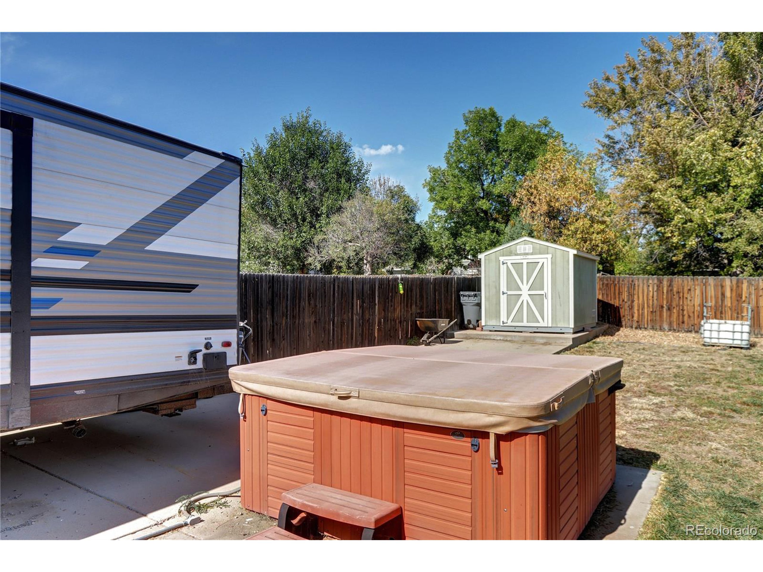 3092 S Laredo Cir