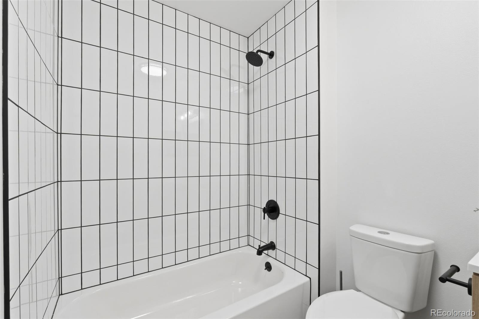 7889 York Street Unit: 3
