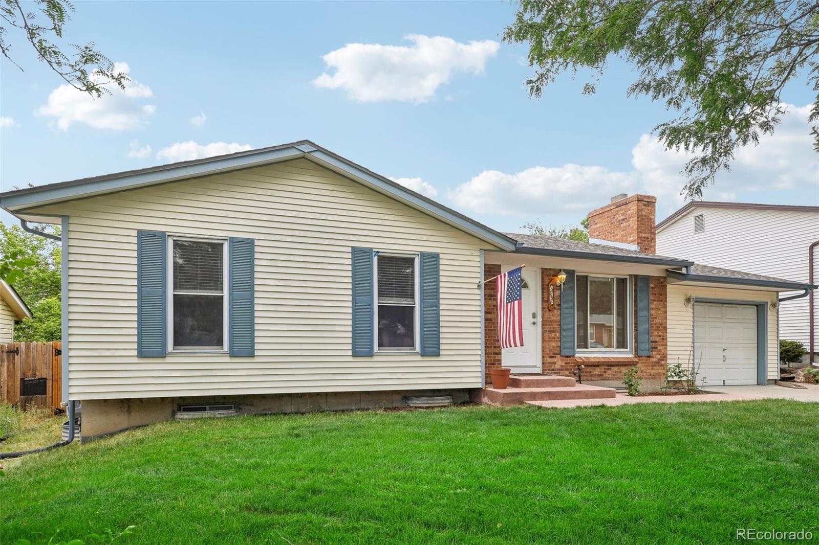 1942 S Ivory Way