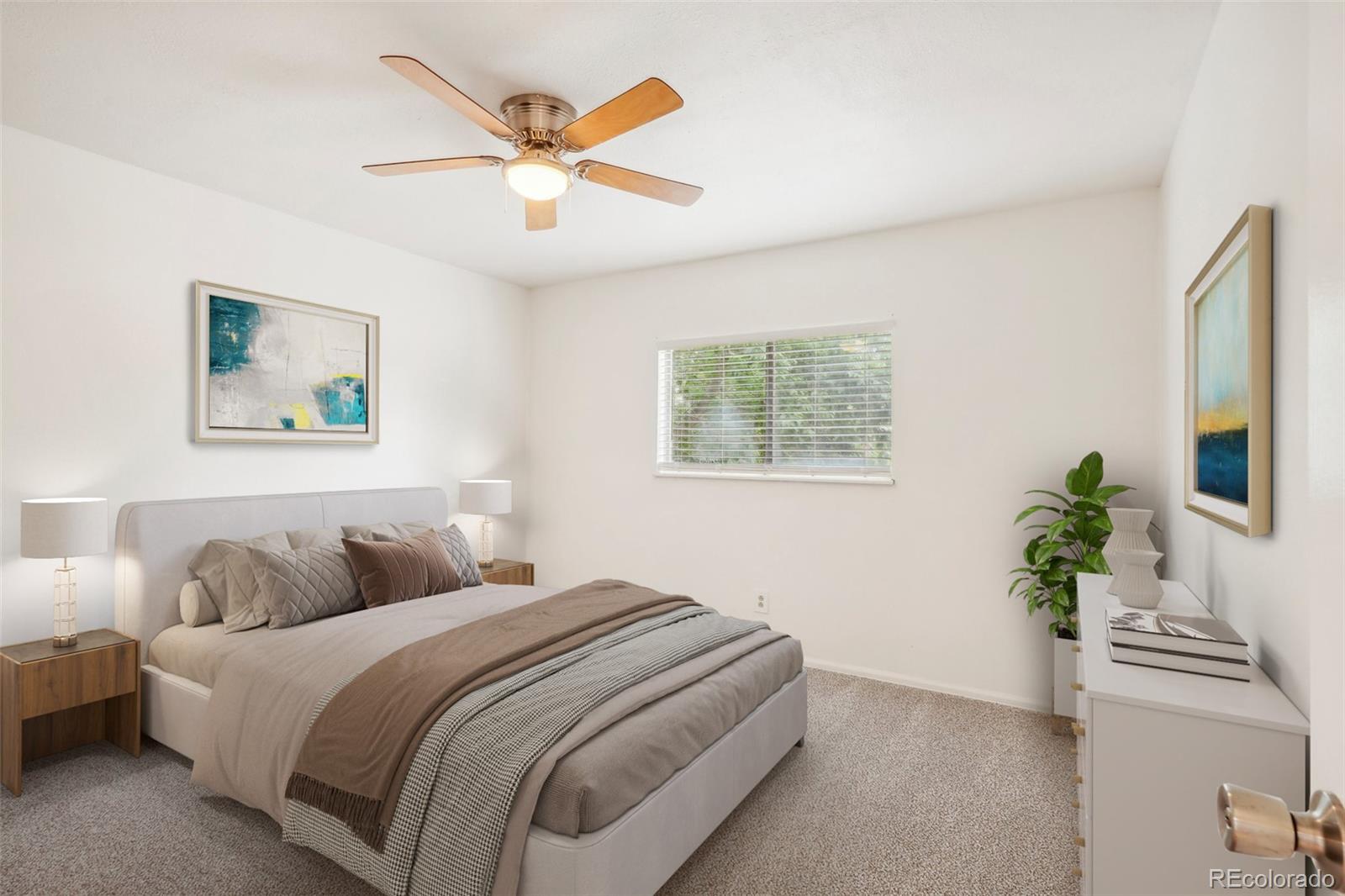 1942 S Ivory Way