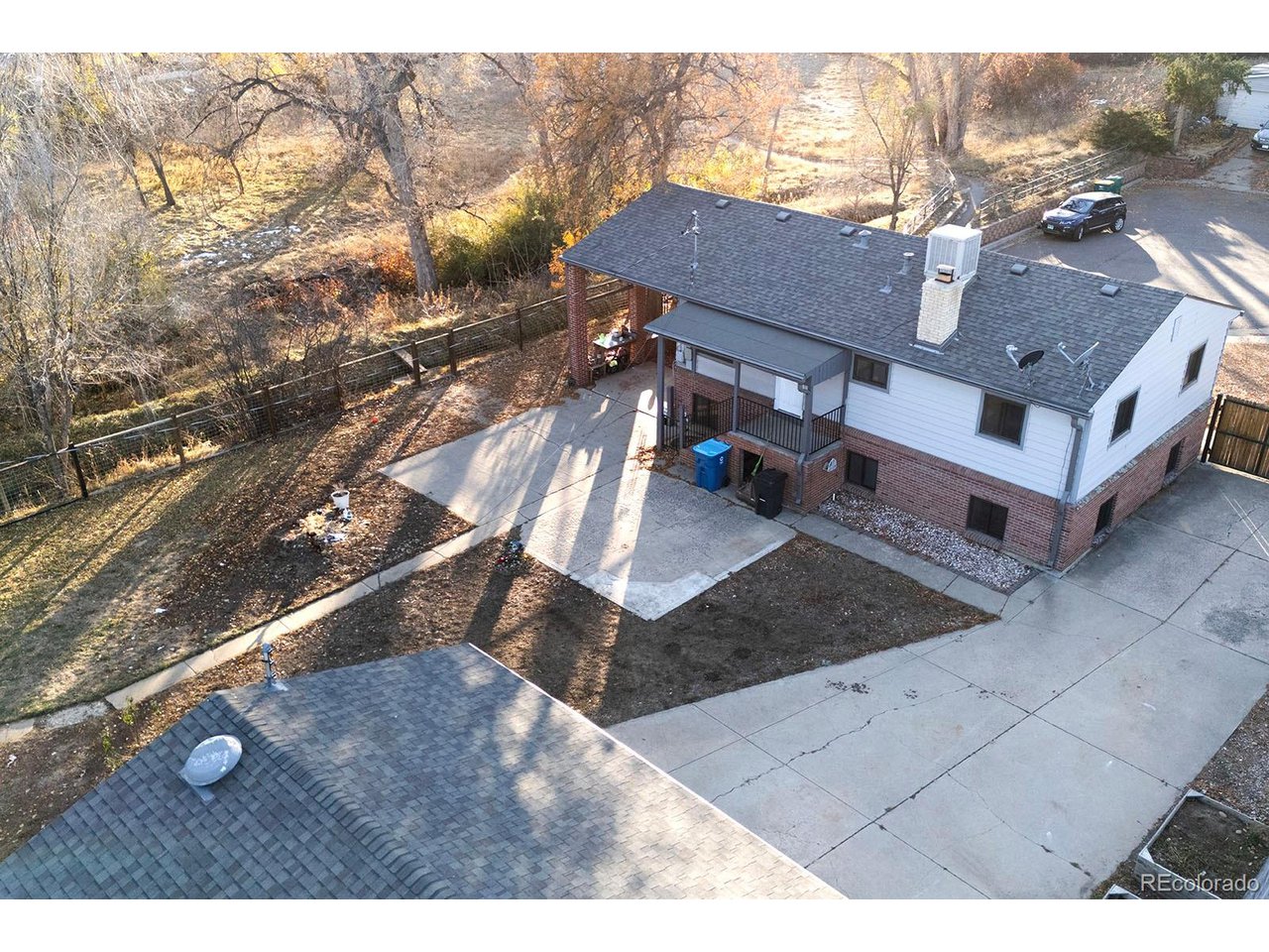 4200 Hoyt Ct