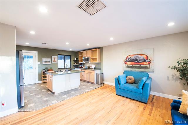 4200 Hoyt Court