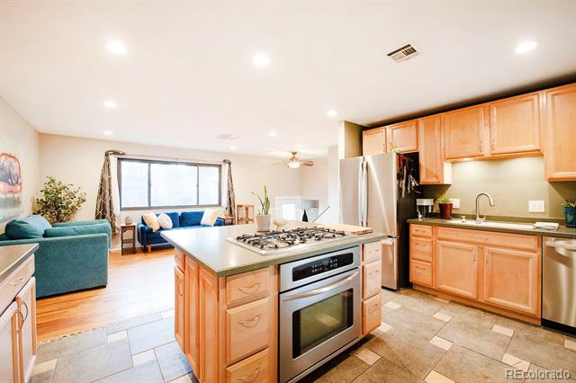 4200 Hoyt Court