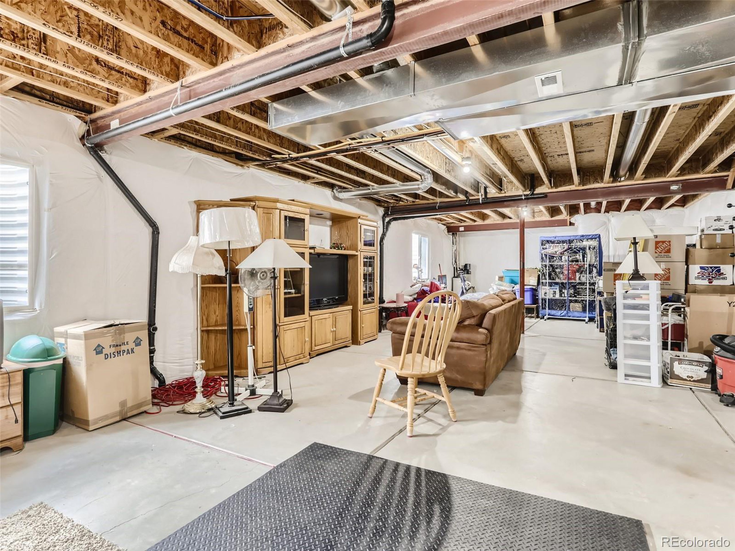 24073 E Oregon Pl